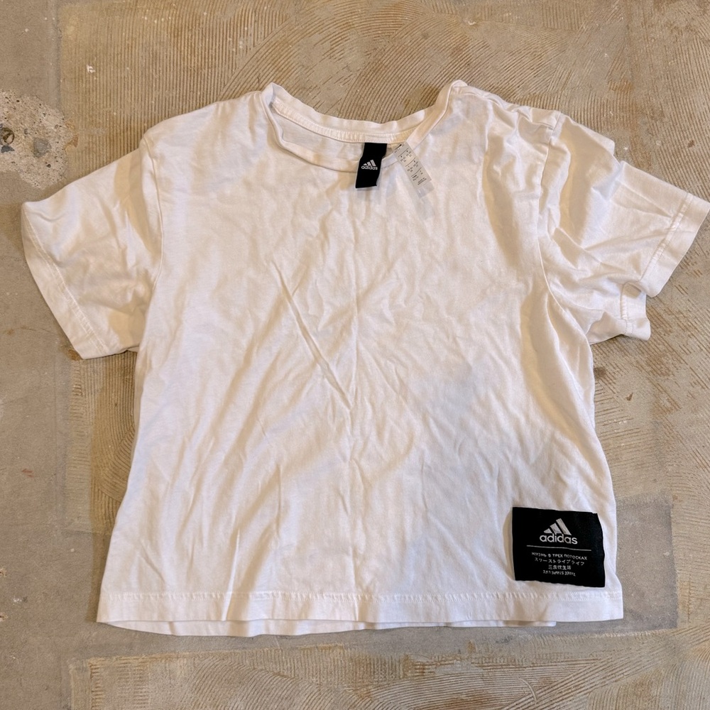 Adidas boxy tee